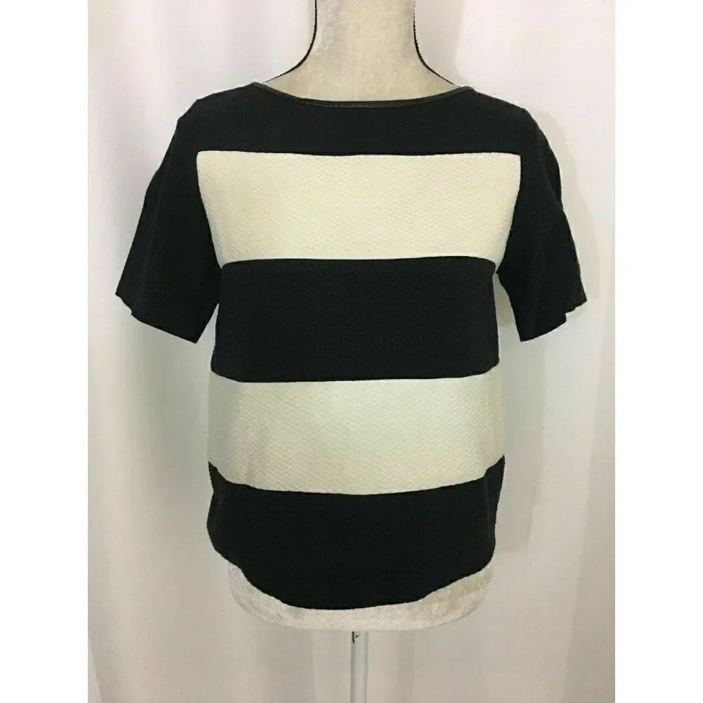 Zara Womens Black White Striped Short Sleeve quilted sweater Top t shirt Small